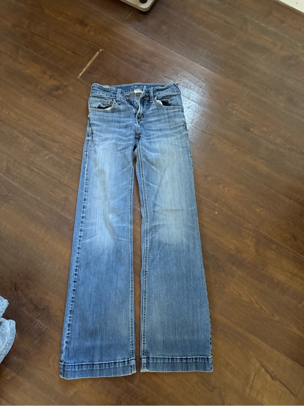 Ariat Women's Light Blue Wide-Leg Jeans